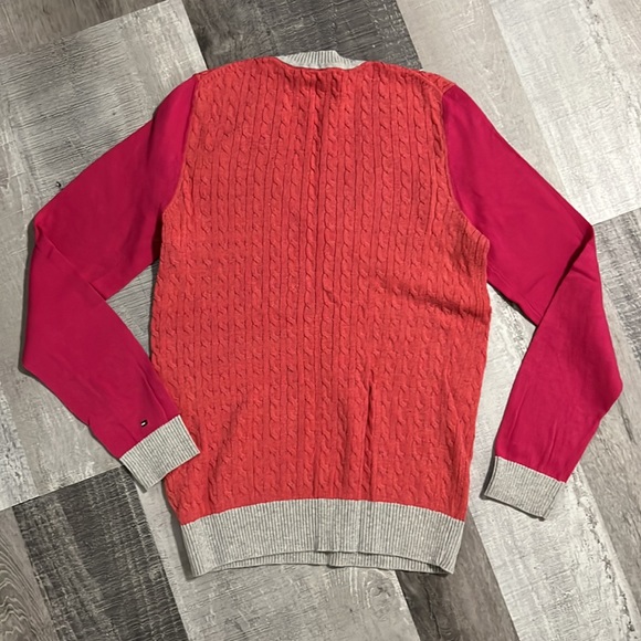 Tommy Hilfiger Ribbed Cable Knit Color Block V-Neck Sweater Coral Pink Gray Sz M - Picture 7 of 7